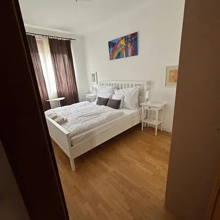 Crown Of Culture Apartment